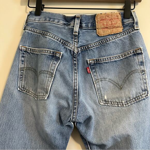 Levi's 501 Y2K Vintage Straight Leg Jeans Light Wash - Picture 6 of 15
